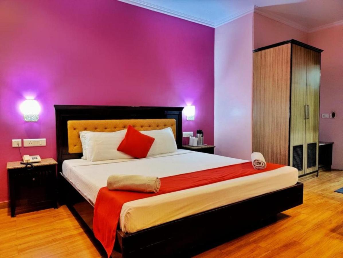 OYO 11494 Hotel Marc Shimla Buitenkant foto