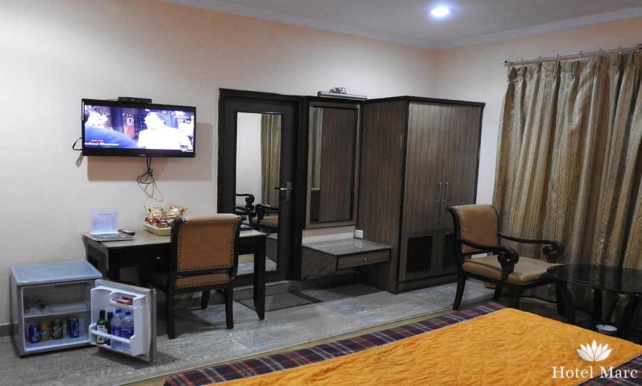 OYO 11494 Hotel Marc Shimla Buitenkant foto