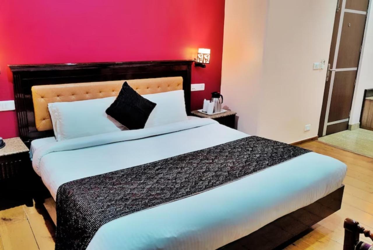 OYO 11494 Hotel Marc Shimla Buitenkant foto