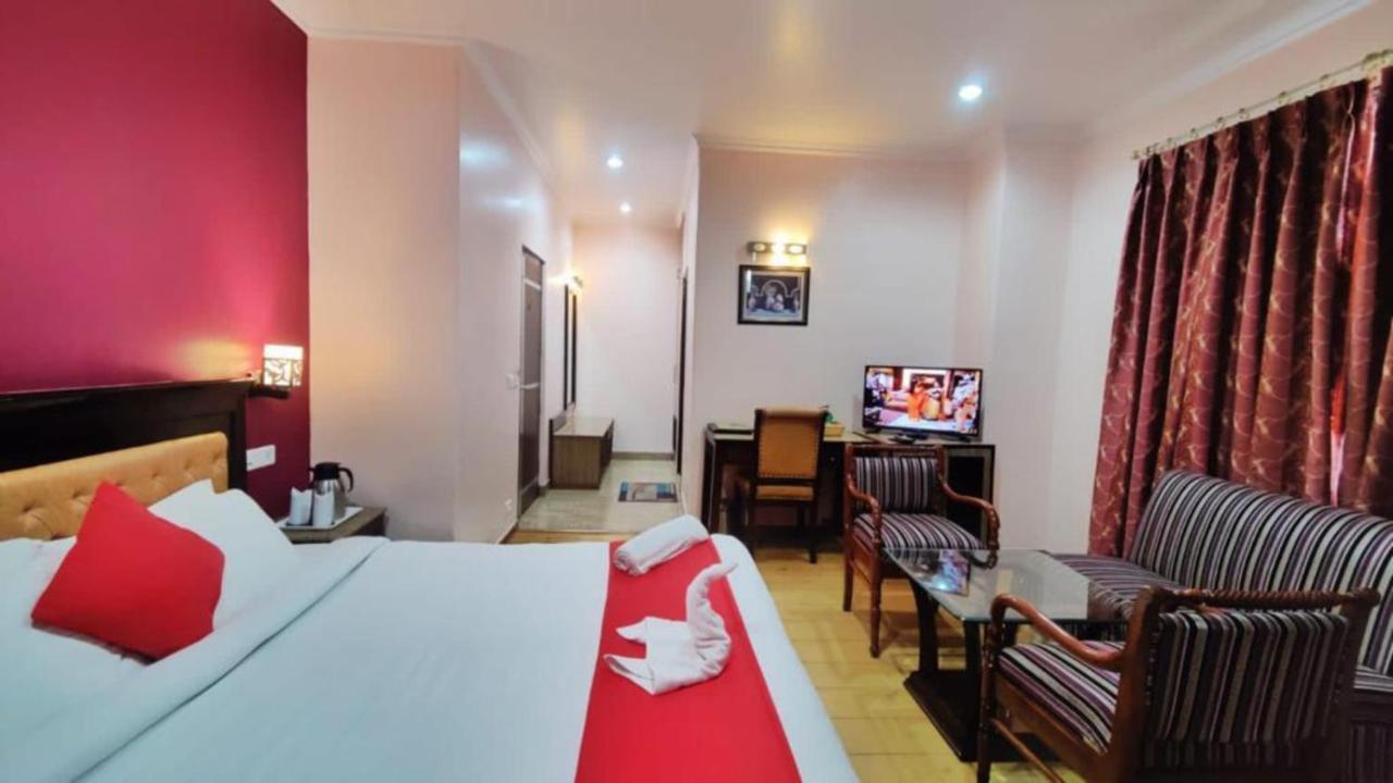 OYO 11494 Hotel Marc Shimla Buitenkant foto