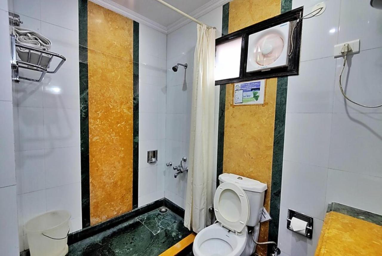 OYO 11494 Hotel Marc Shimla Buitenkant foto