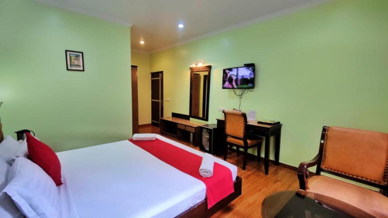 OYO 11494 Hotel Marc Shimla Buitenkant foto