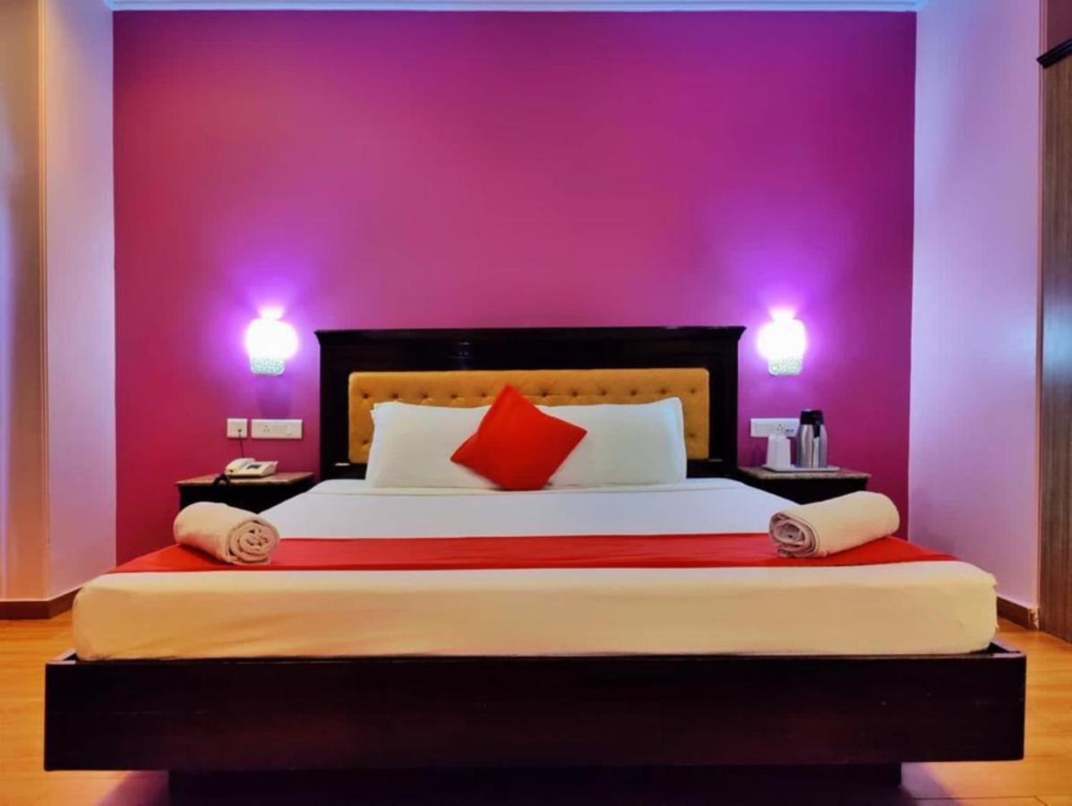 OYO 11494 Hotel Marc Shimla Buitenkant foto
