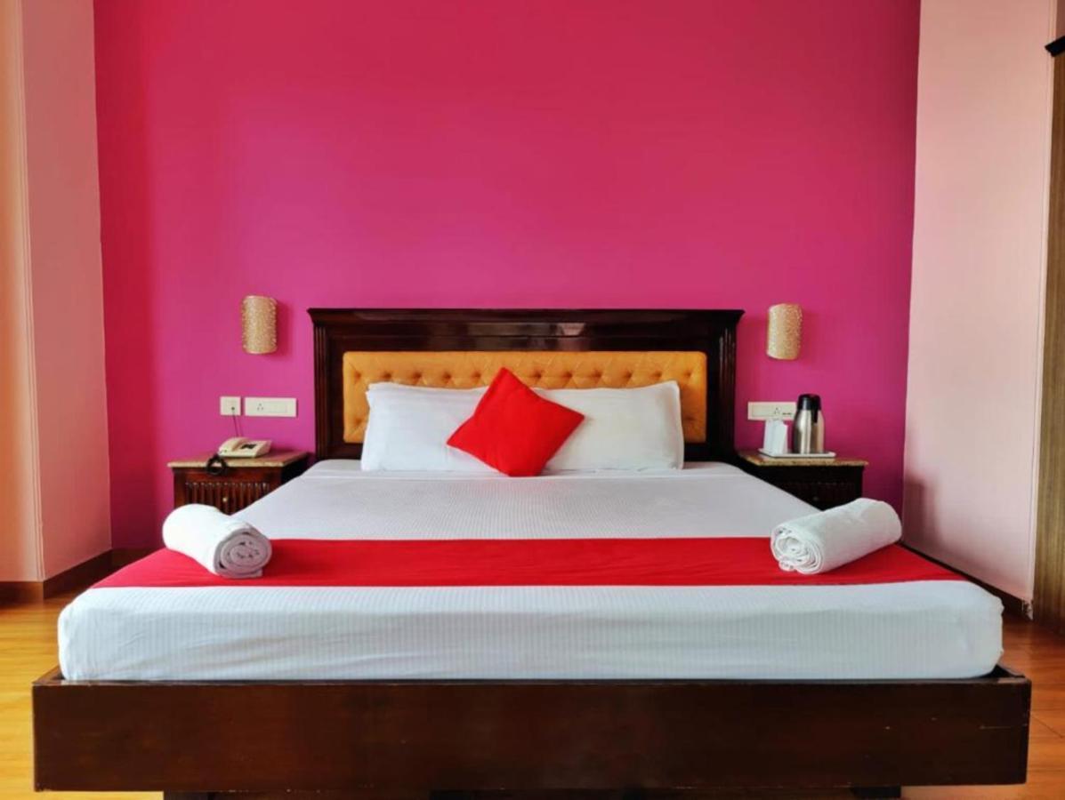 OYO 11494 Hotel Marc Shimla Buitenkant foto