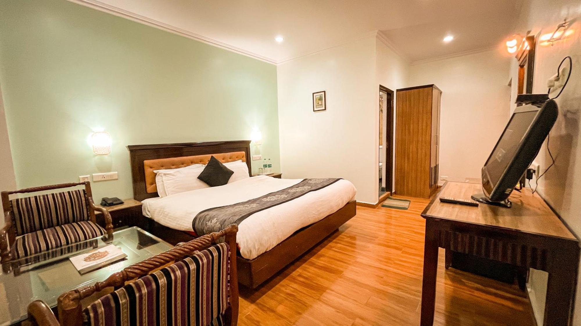 OYO 11494 Hotel Marc Shimla Buitenkant foto